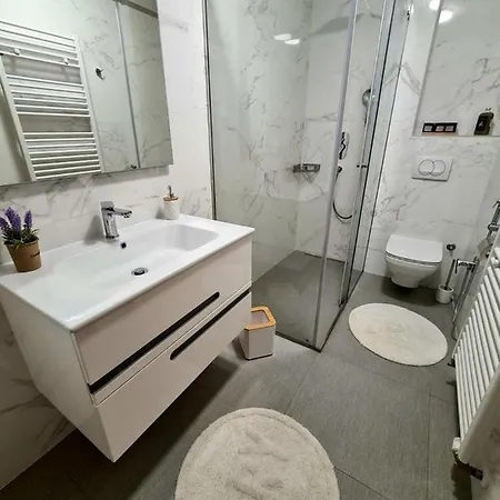 Lejlighed River Walk Apartman *